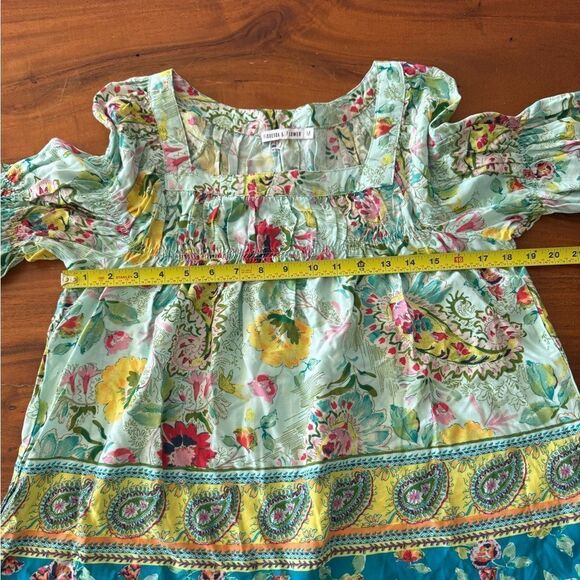 Figueroa & Flower 3/4 Border Print Sleeve Blouse - Picture 6 of 11